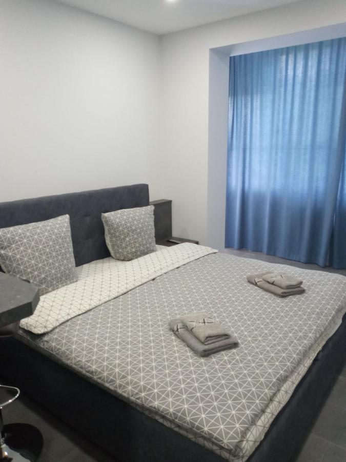 Luxury Central Apartment 乌日霍罗德 外观 照片